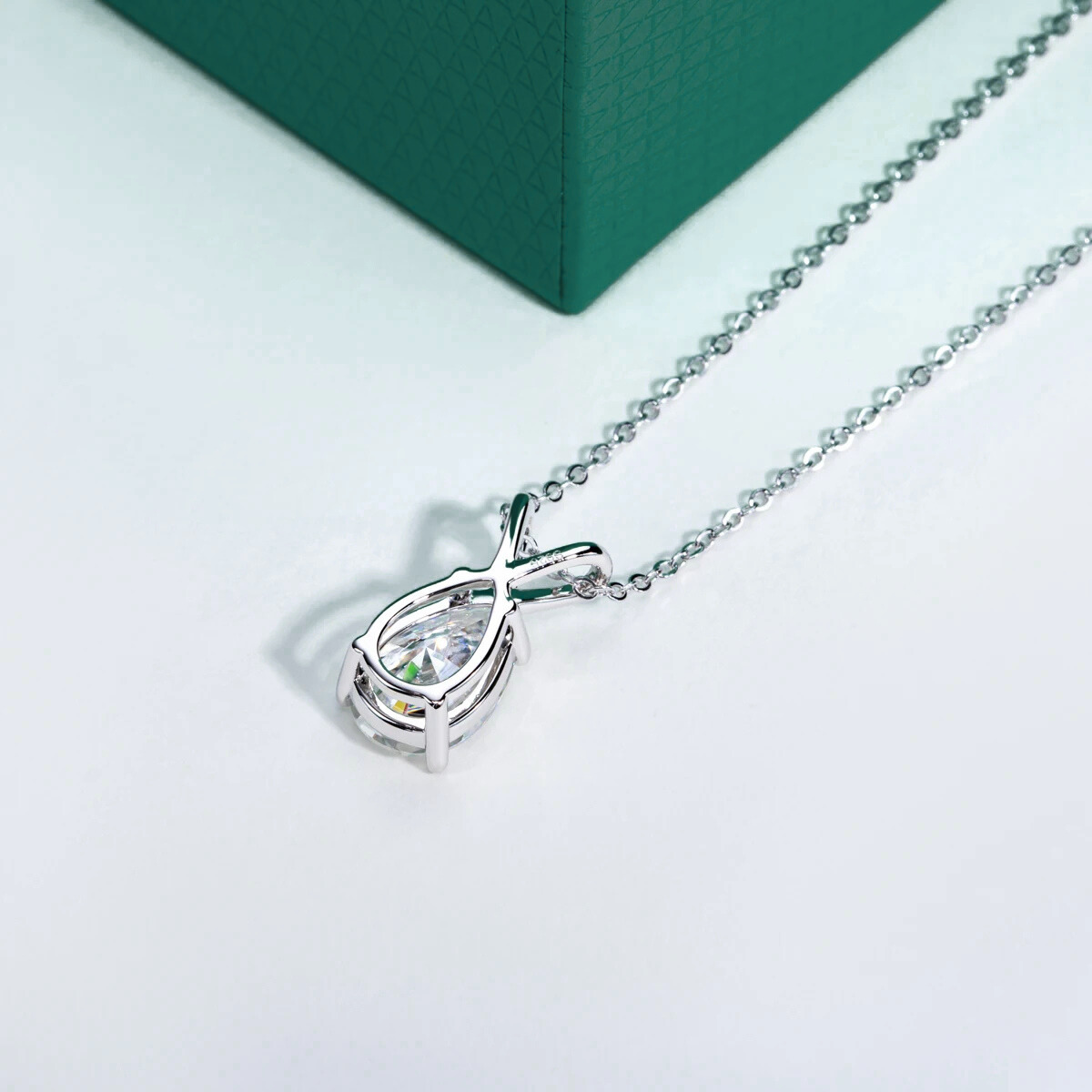The Odette – Pear Cut Moissanite Necklace