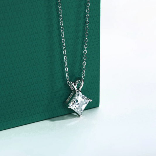 The Sabine – Princess Cut Moissanite Necklace