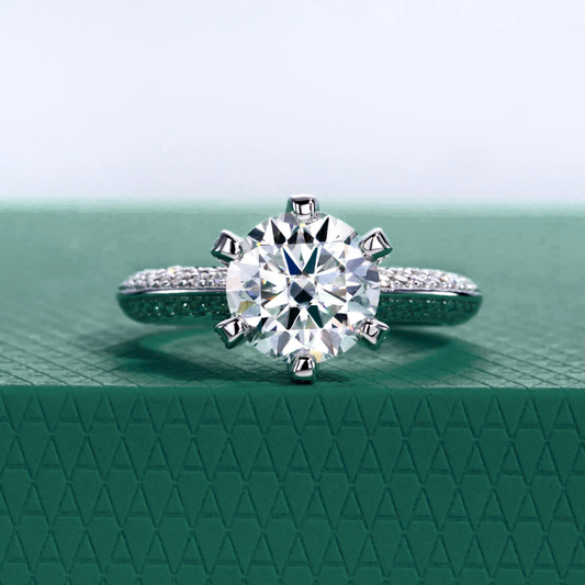 The Alessia - Round Brilliant Cut Moissanite Solitaire Ring