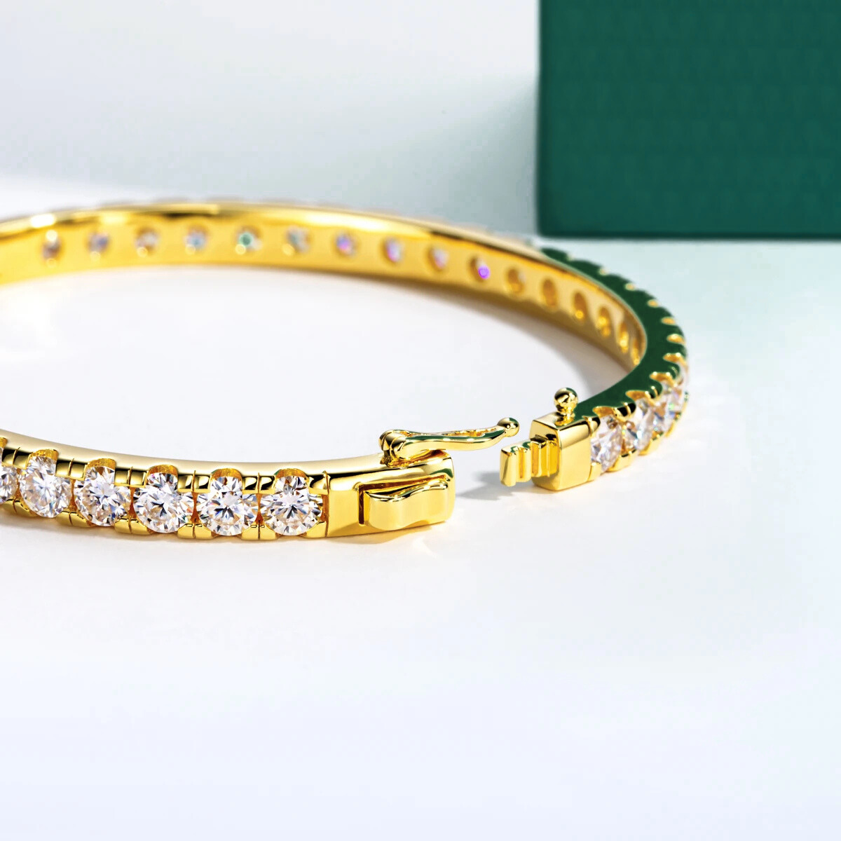 The Solenne - Moissanite Bracelet