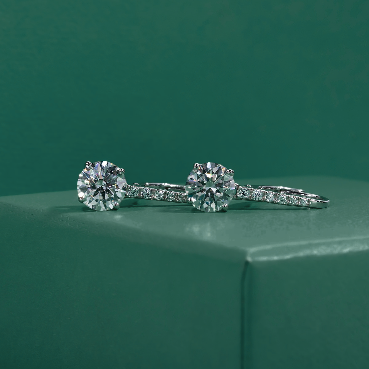 The Anna - Round Brilliant Cut Moissanite Earrings