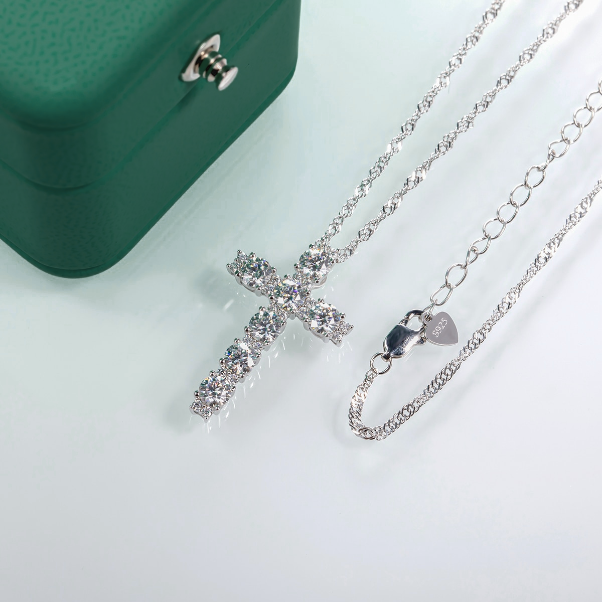 The Cross - Round Brilliant Cut Moissanite Necklace