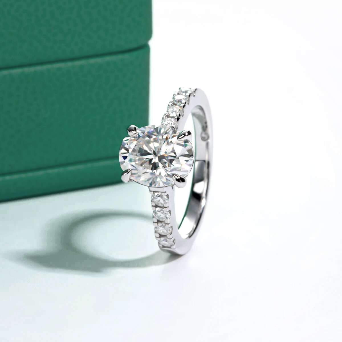 The Isabeau - Oval Cut Moissanite Solitaire Ring