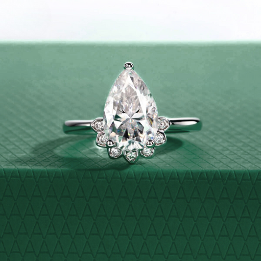 The Violetta - Pear Cut Moissanite Ring