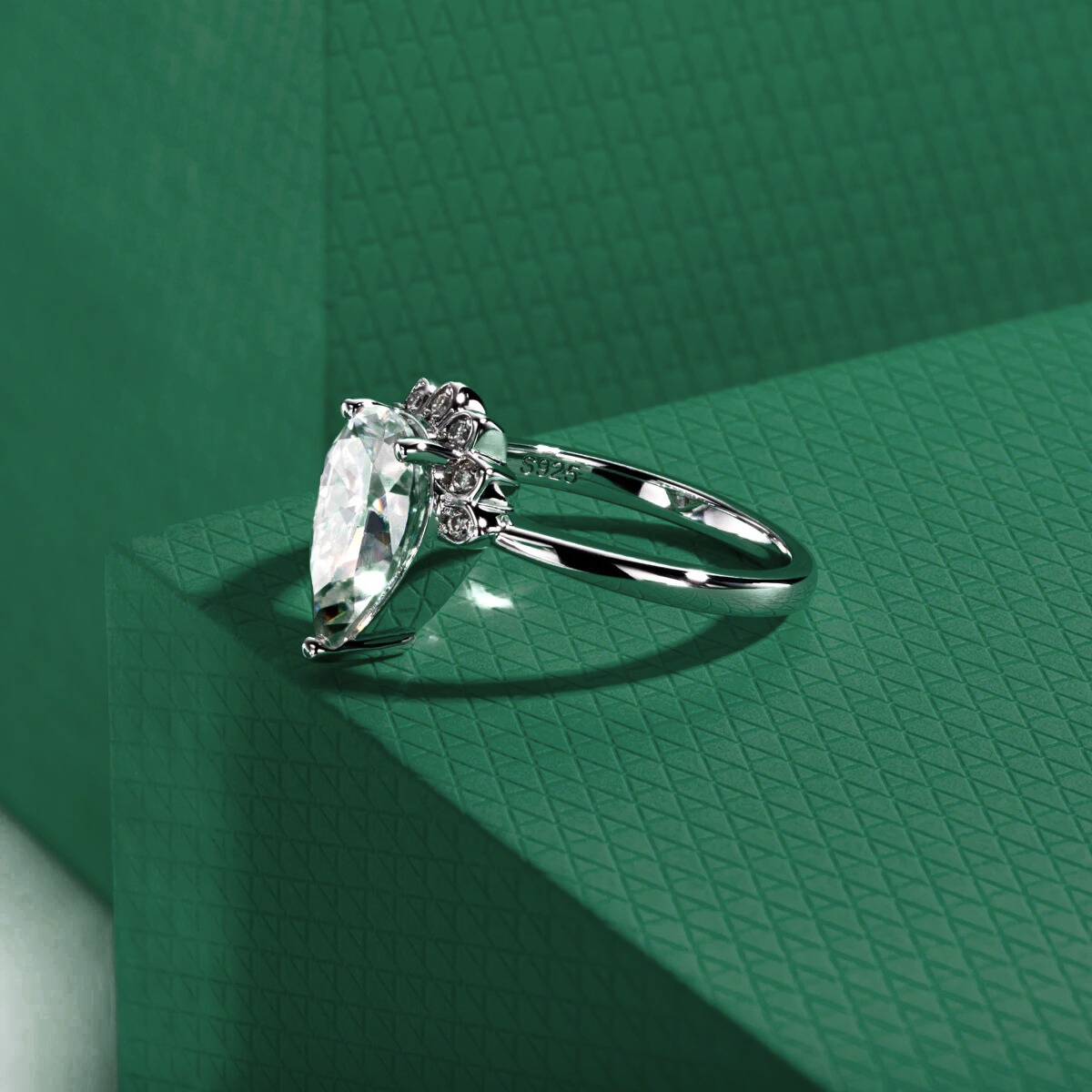 The Violetta - Pear Cut Moissanite Ring