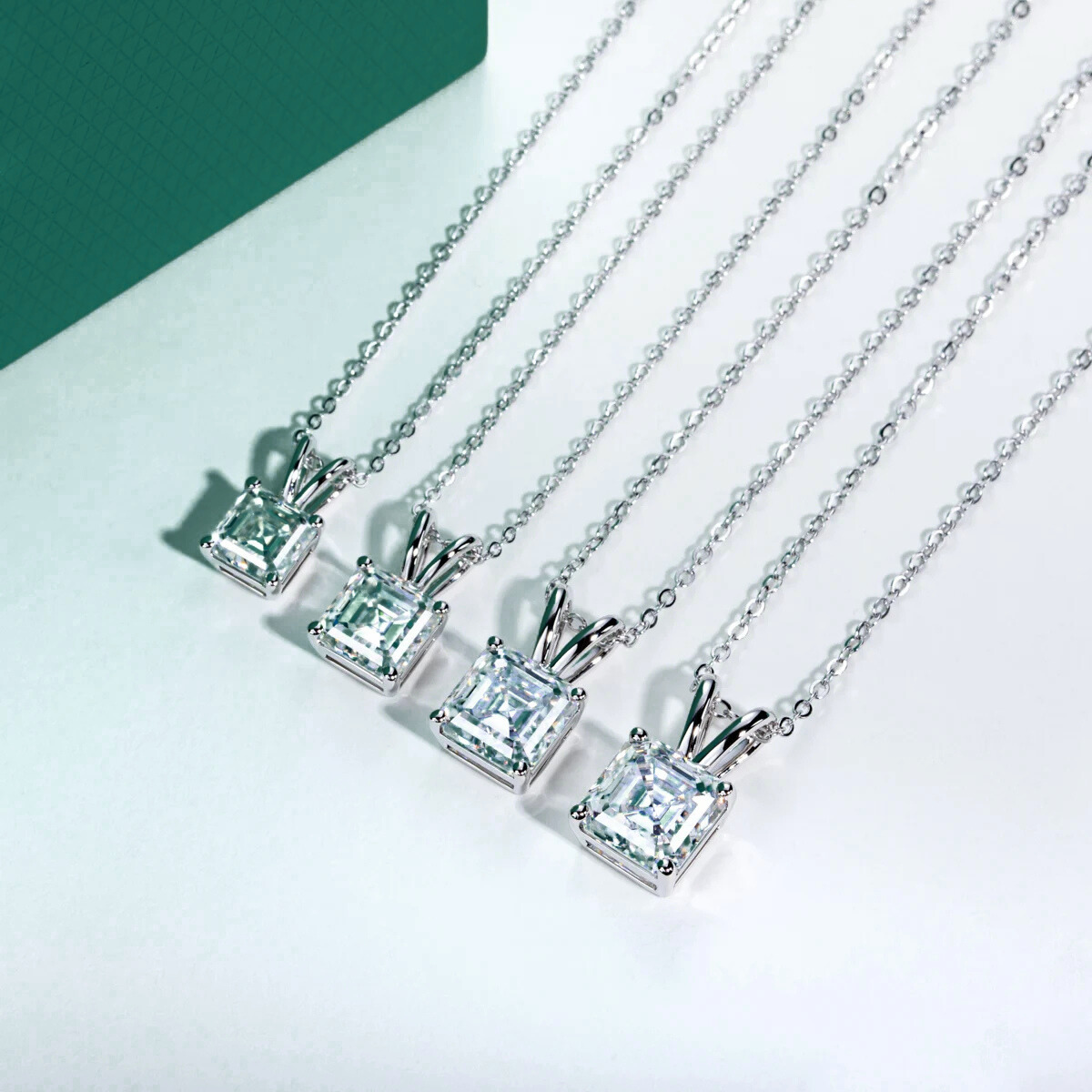 The Vianne – Asscher Cut Moissanite Necklace