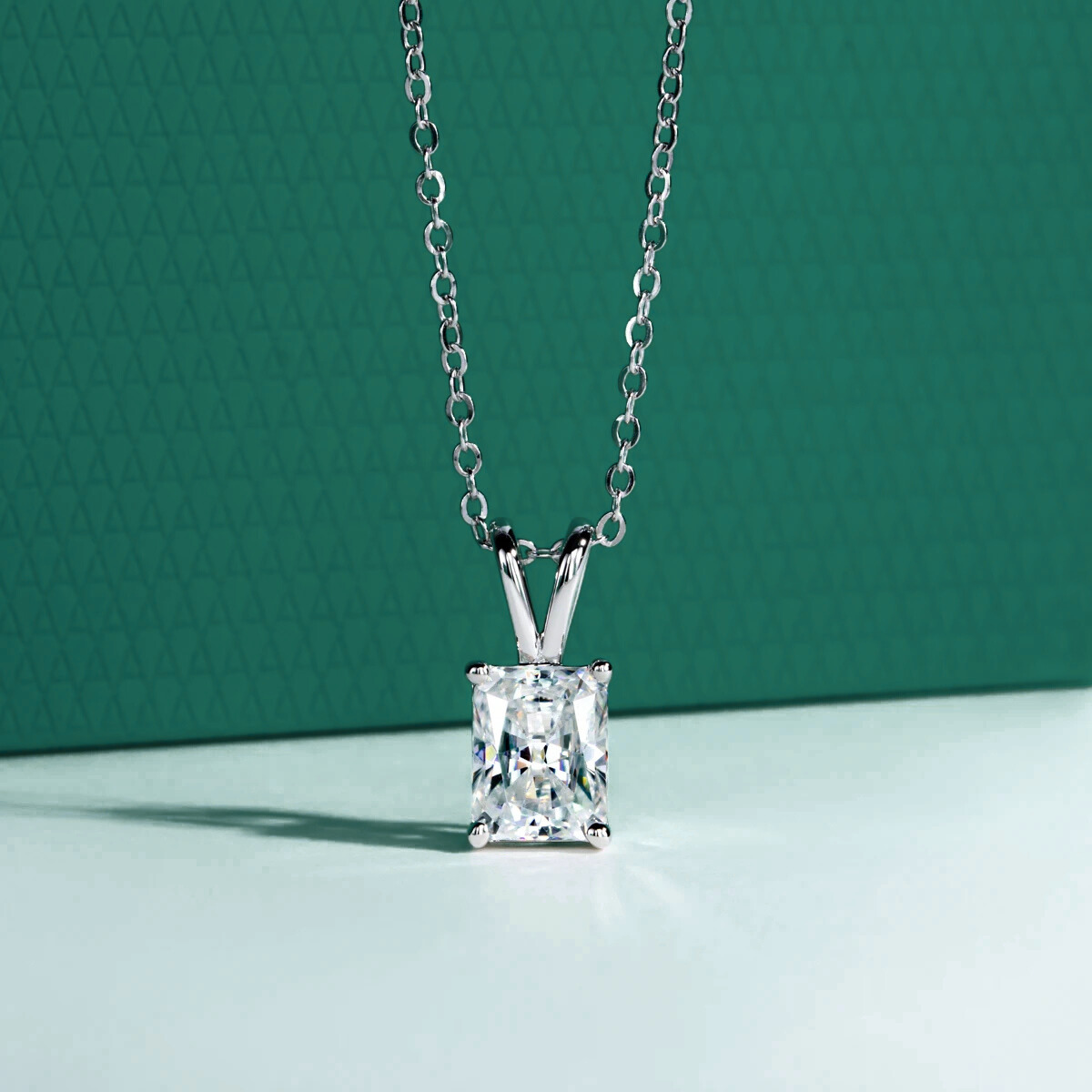 The Calista – Radiant Cut Moissanite Necklace