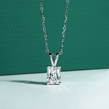 The Calista – Radiant Cut Moissanite Necklace