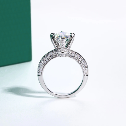 The Alessia - Round Brilliant Cut Moissanite Solitaire Ring