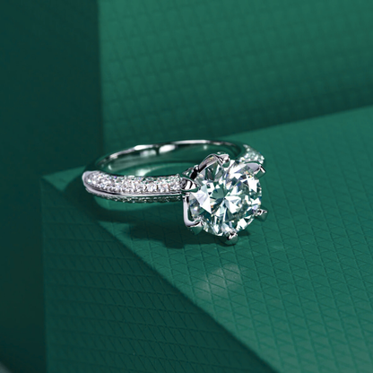 The Alessia - Round Brilliant Cut Moissanite Solitaire Ring