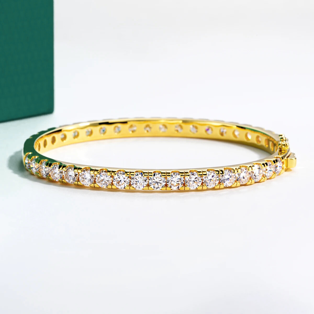 The Solenne - Moissanite Bracelet