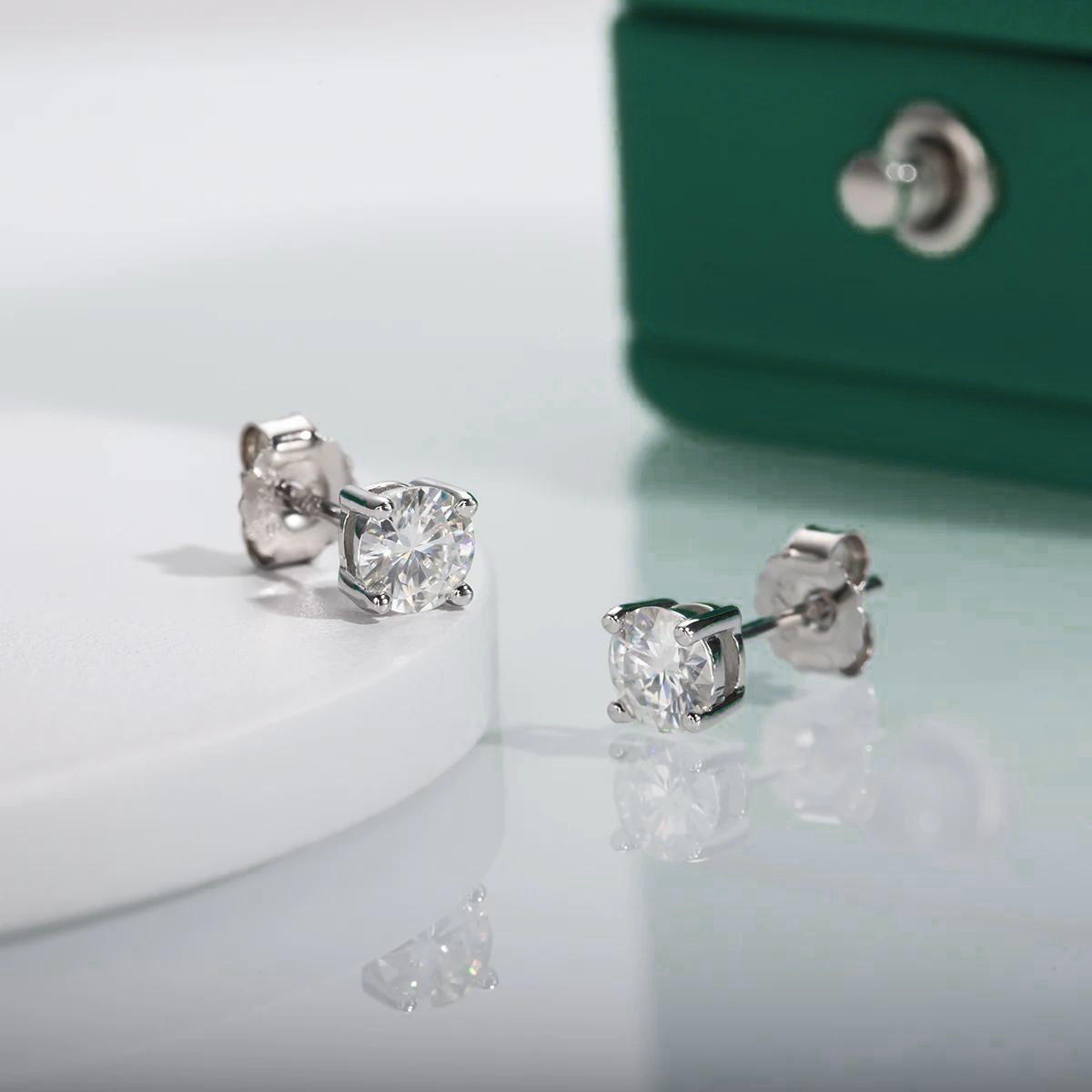 The Zoe - Round Brilliant Cut Moissanite Earrings