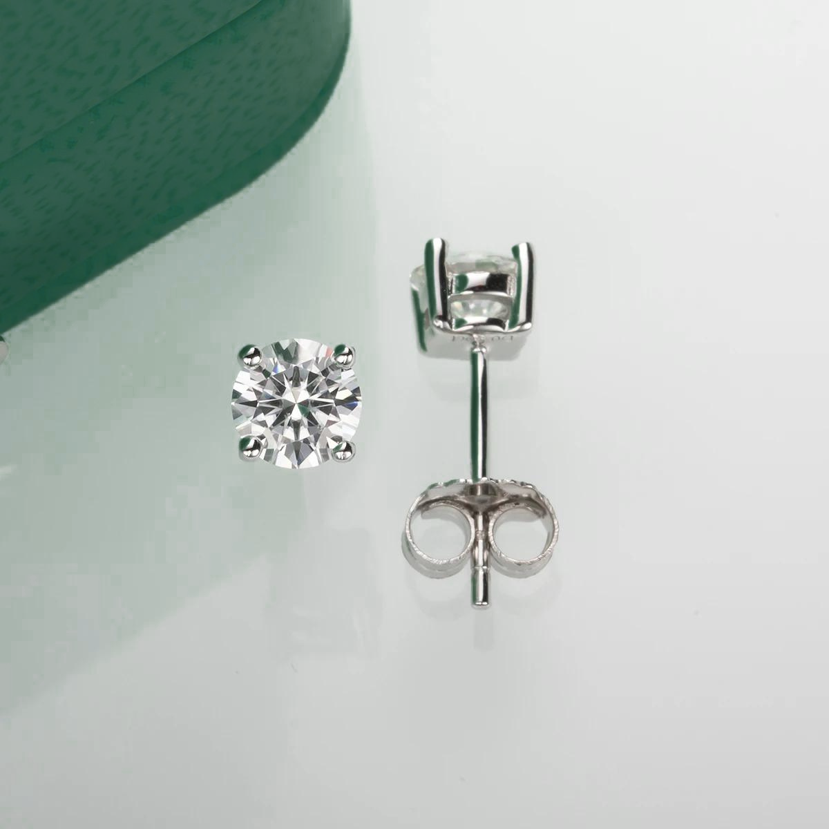 The Zoe - Round Brilliant Cut Moissanite Earrings