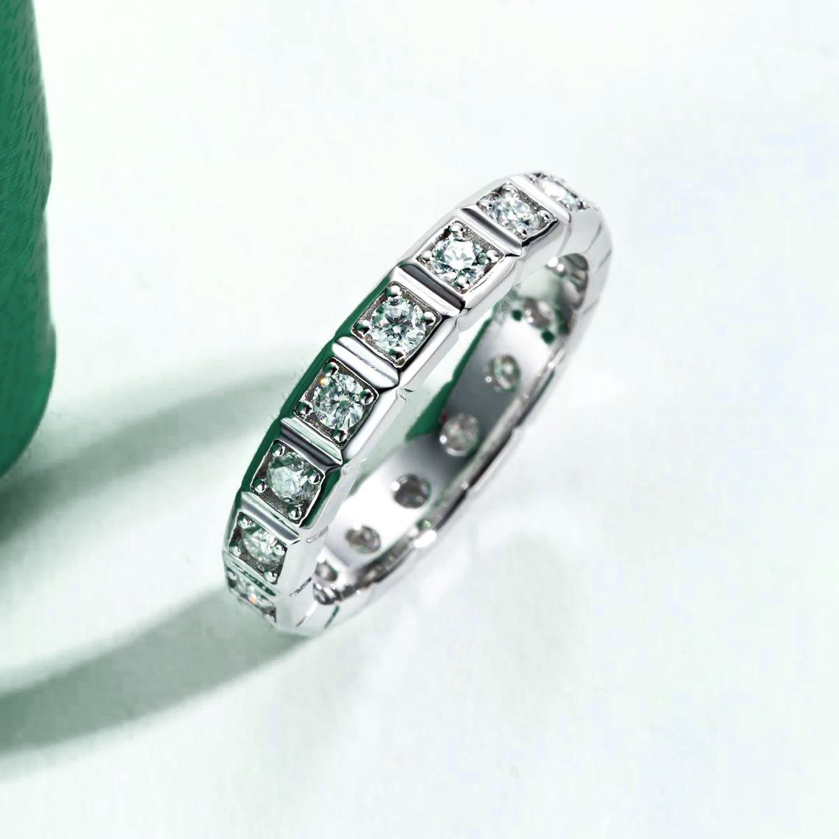 The Verity - Moissanite Wedding Band