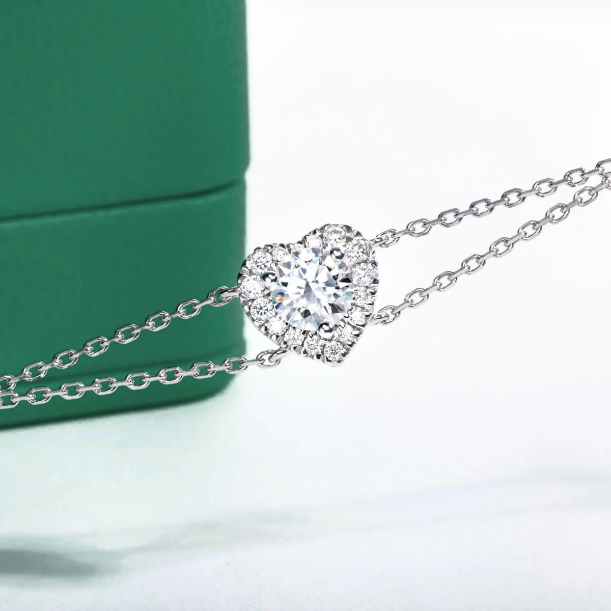 The Heart - Moissanite Bracelet