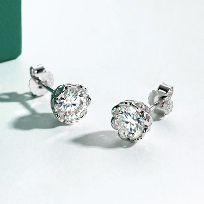 The Majesty - Round Brilliant Cut Moissanite Earrings