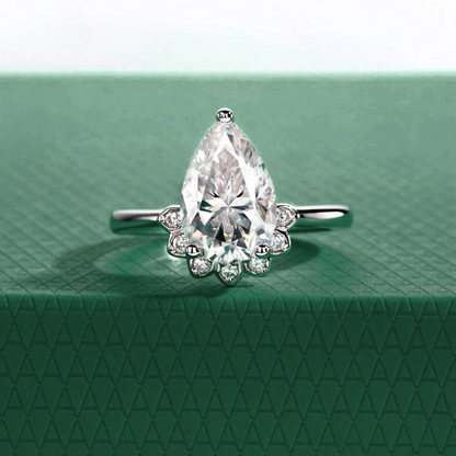 The Violetta - Pear Cut Moissanite Ring