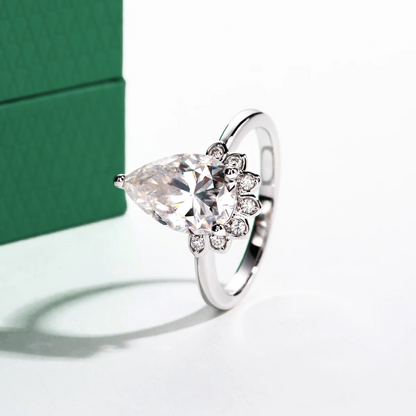 The Violetta - Pear Cut Moissanite Ring