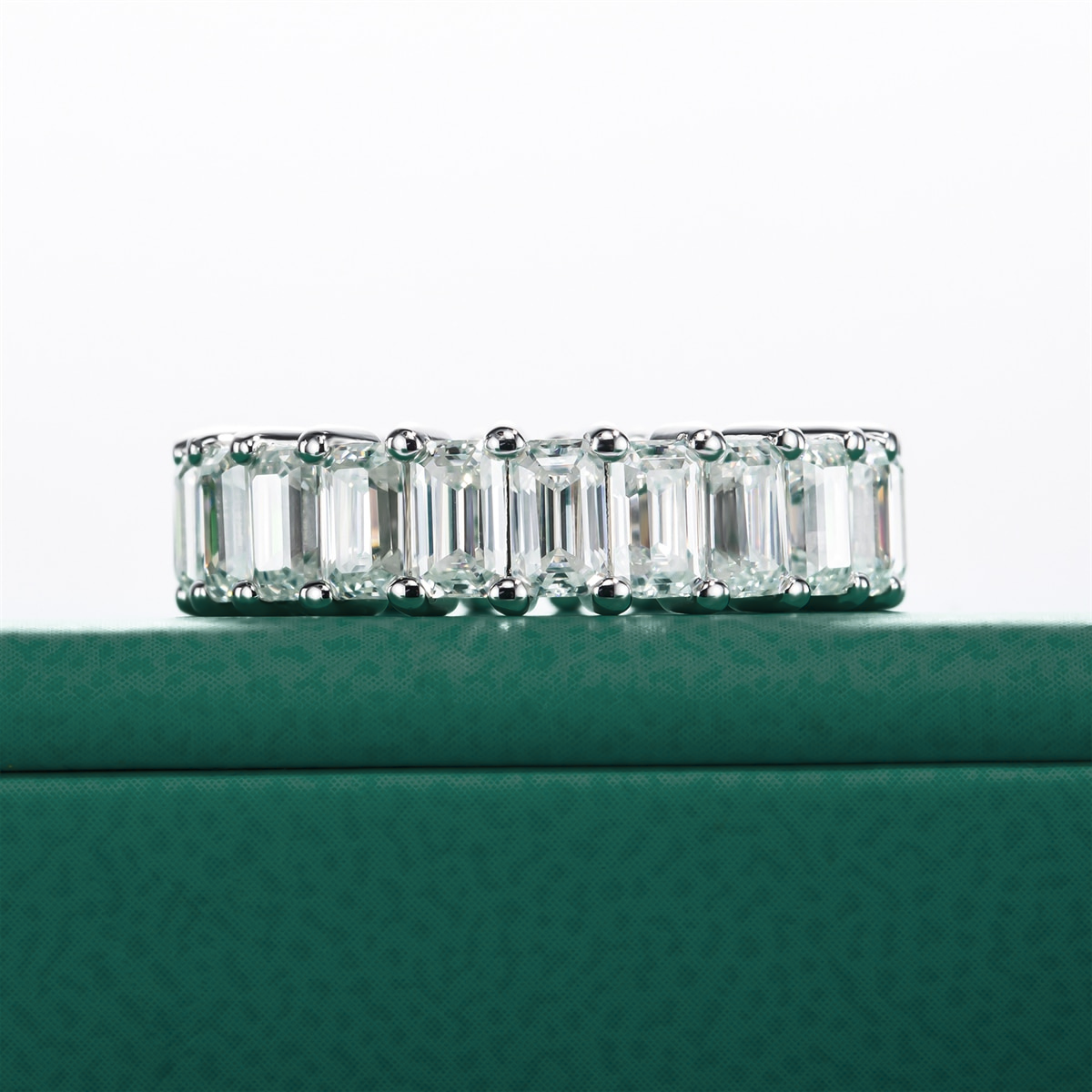 The Aurora - Emerald Cut Moissanite Wedding Band