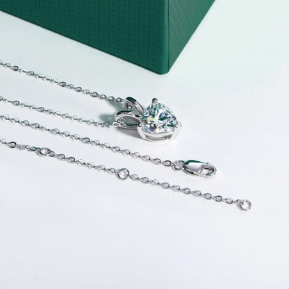 The Roselyn – Heart Cut Moissanite Necklace