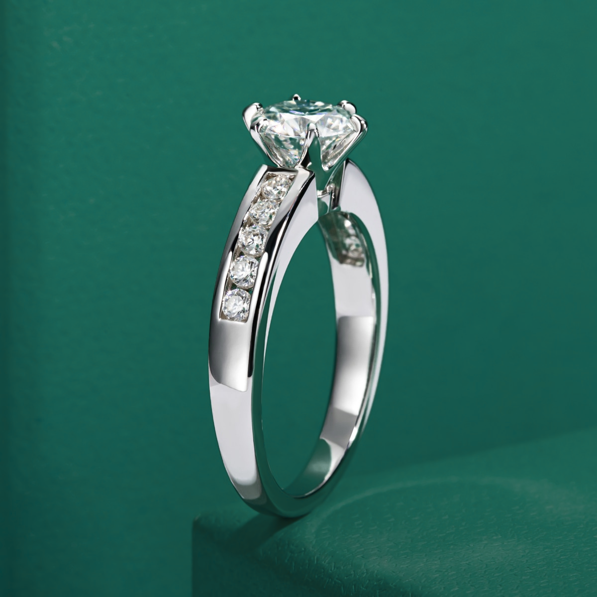 The Claire - Round Brilliant Cut Moissanite Solitaire Ring