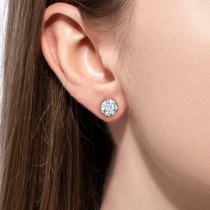 The Majesty - Round Brilliant Cut Moissanite Earrings