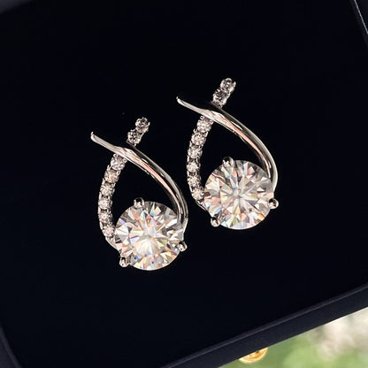 The Florence - Round Brilliant Cut Moissanite Earrings