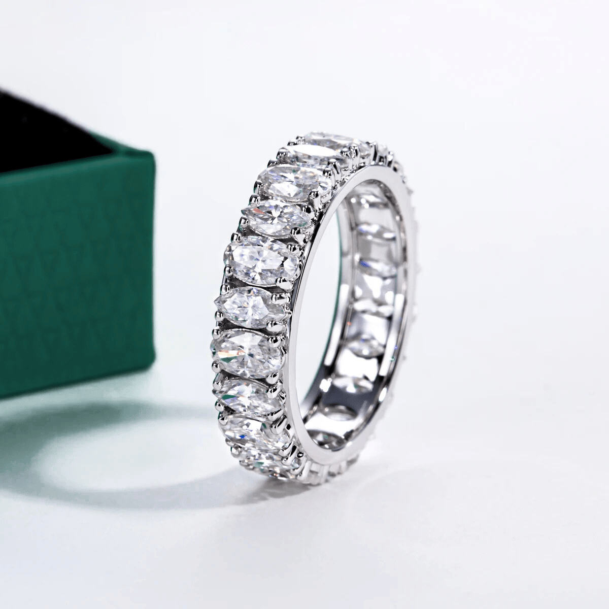 The Fiorenza - Marquise & Oval Moissanite Eternity Band