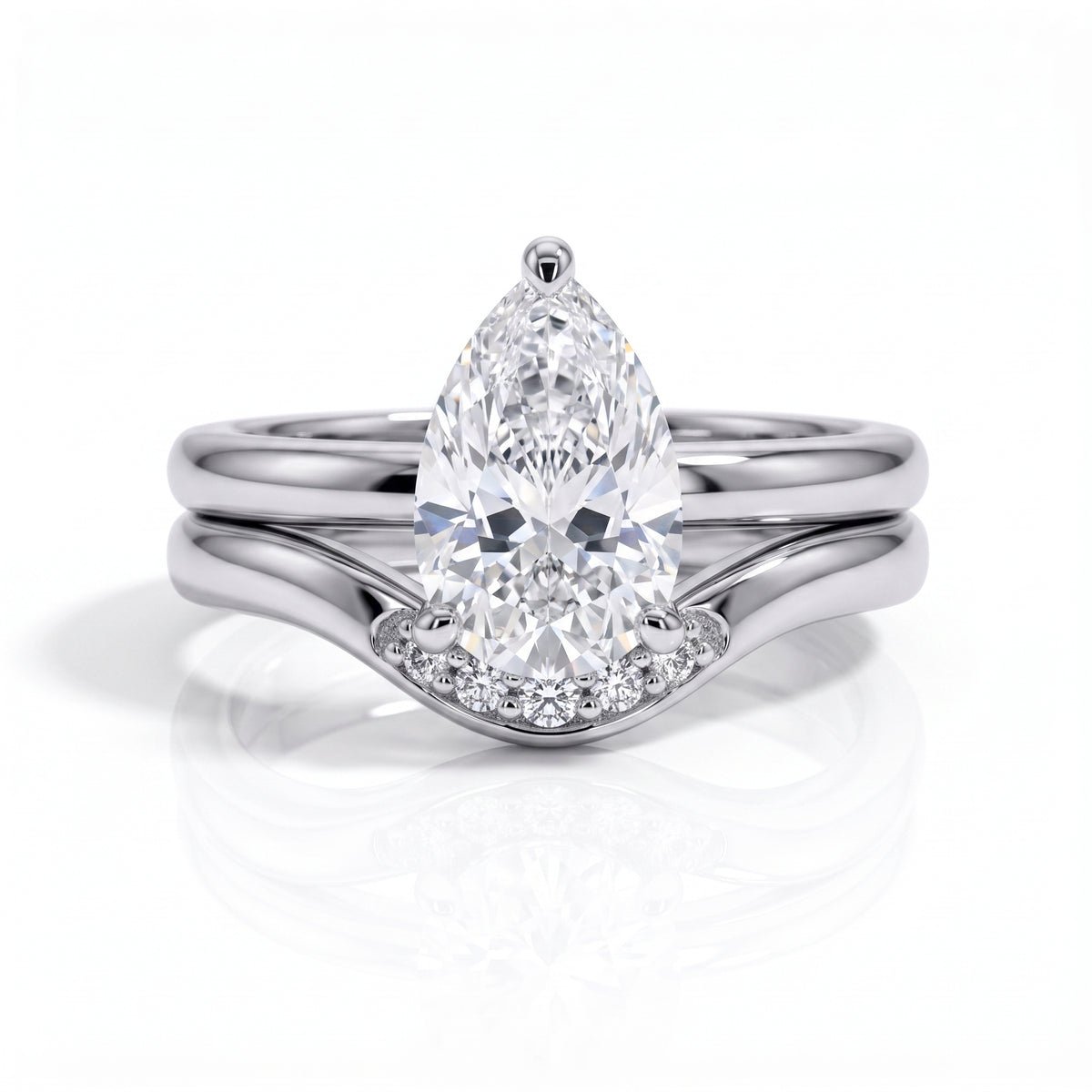 The Floriane - Pear Cut Moissanite Set